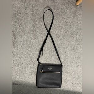 kate spade Laurel way rima Crossbody with Gold Hardware and Front Zip